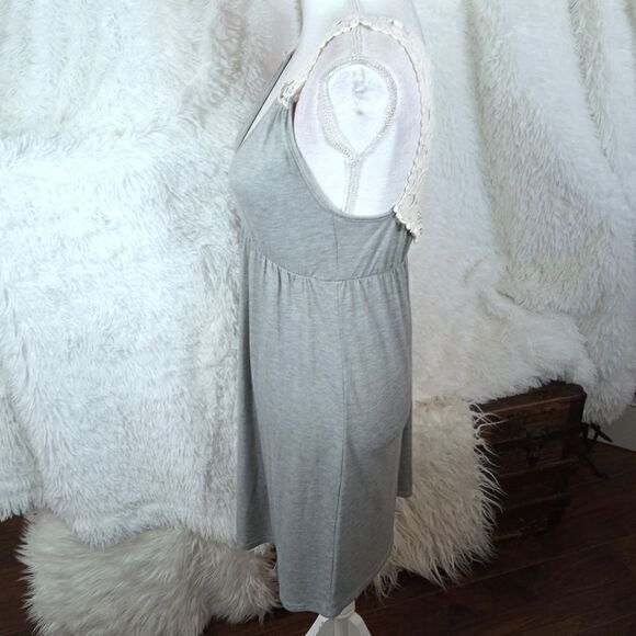 HYPNOTIZED GRAY & CREAM CROCHET DRESS SZ.S GUC - Picture 5 of 9
